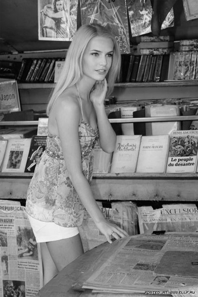 ���������� Laura Peltre