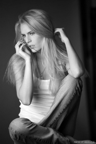 ���������� Laura Peltre