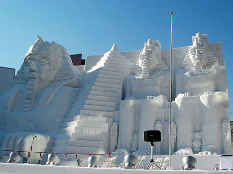 Снежные скульптуры
