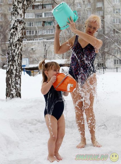 В Барнауле дети закаляются с младенчества