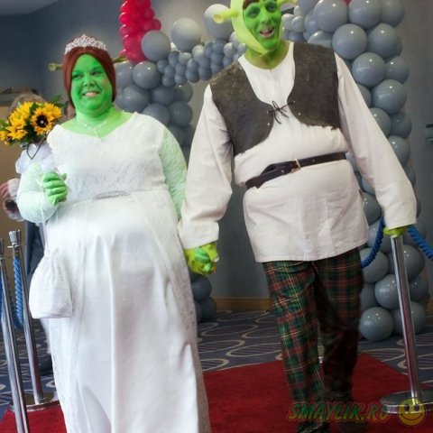 Свадебная церемония в стиле  мультфильма о зеленом огре «Шрекe»