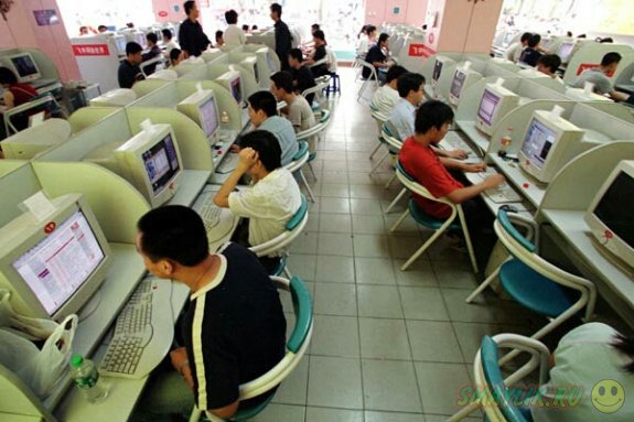 Житель Китая прожил шесть лет в интернет-кафе