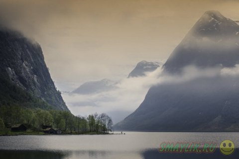 Пейзажи Норвегии в фотографиях HITTHEROAD