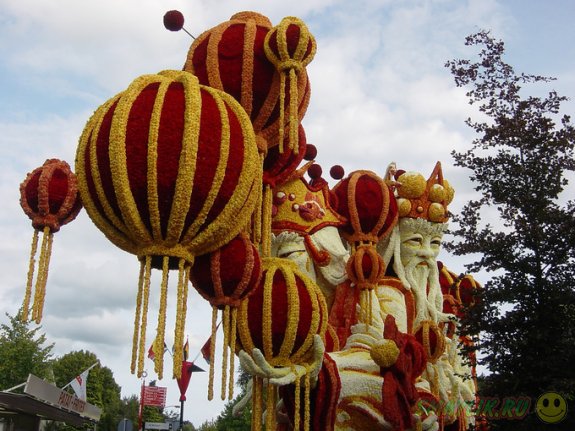 Bloemencorso - самый большой парад цветочных скульптур в мире