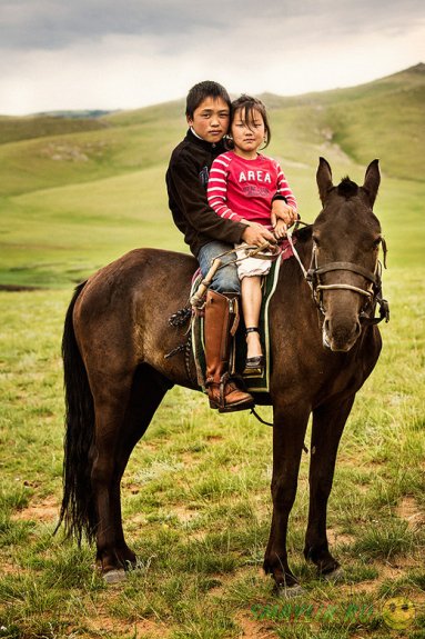 Жизнь монгольских племен в фотографиях Брайана Ходжеса 